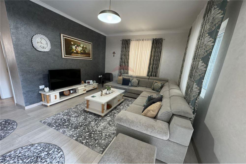 2+1 apartment for rent near German Villas!