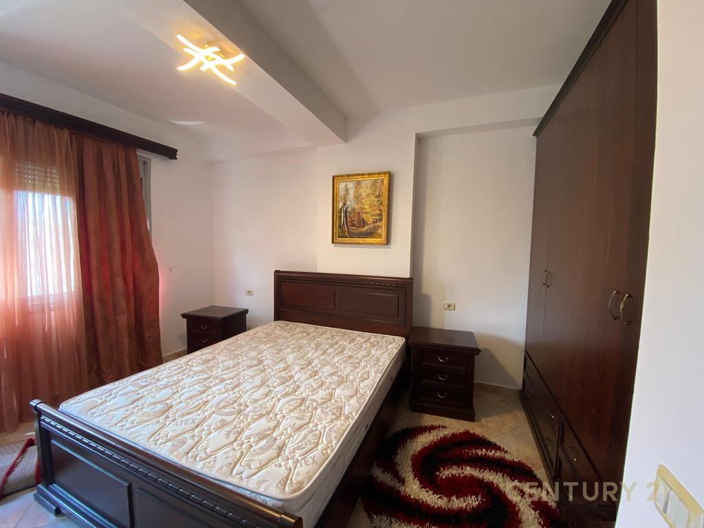 FOR RENT APARTMENT 3+1 IN FRESK NEAR SCHOOL 17 SHKURTI
