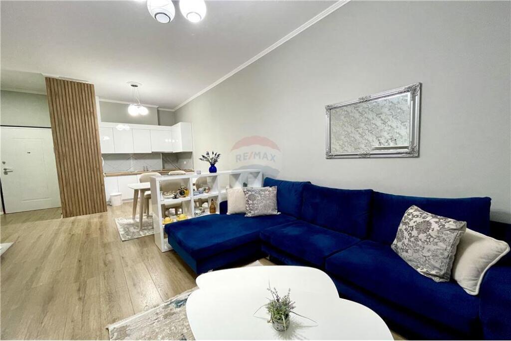 1+1 apartment for rent at Delijorgji complex