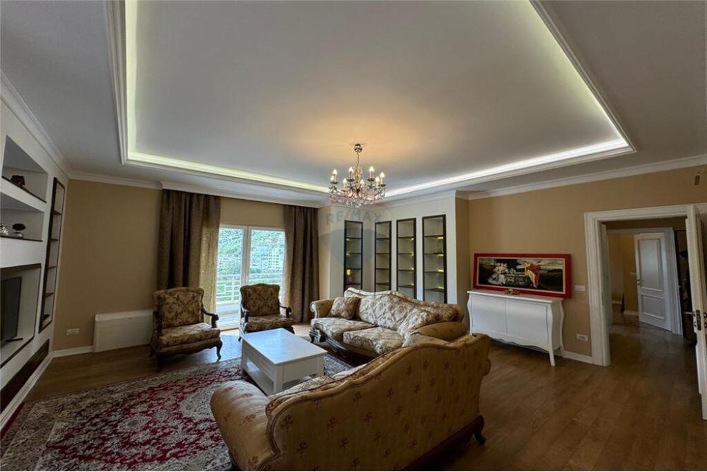 Apartament 2+1+2 me post parkimi per qira!