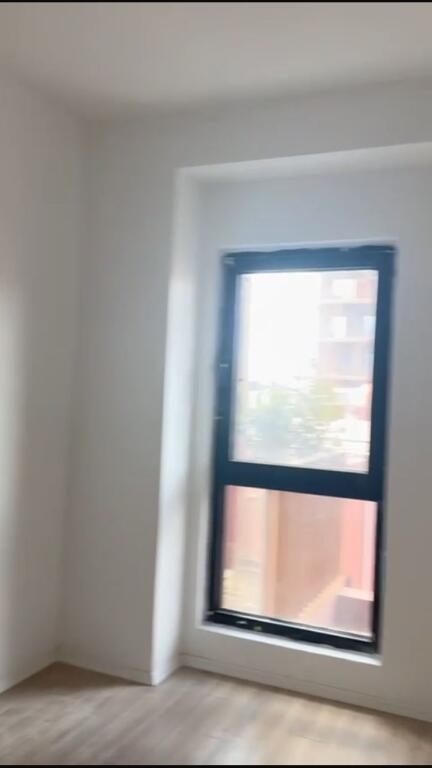 Business environment 3+1 for rent at Rruga e Kavajes Garden Building