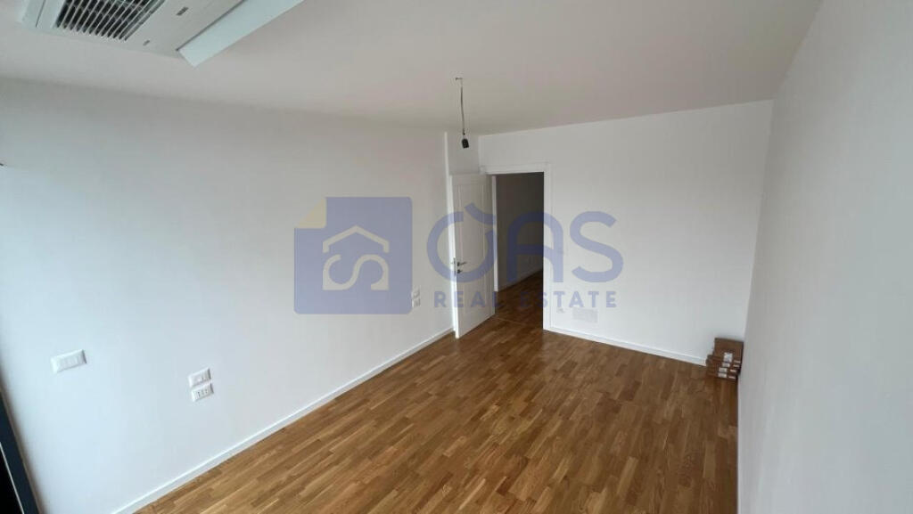 Office space for rent at Lake View (Kosovarve Street)