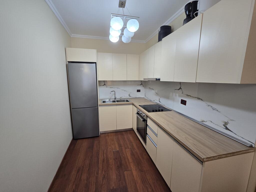 Apartament 2+1 për shitje, Ministria e Jashtme!
