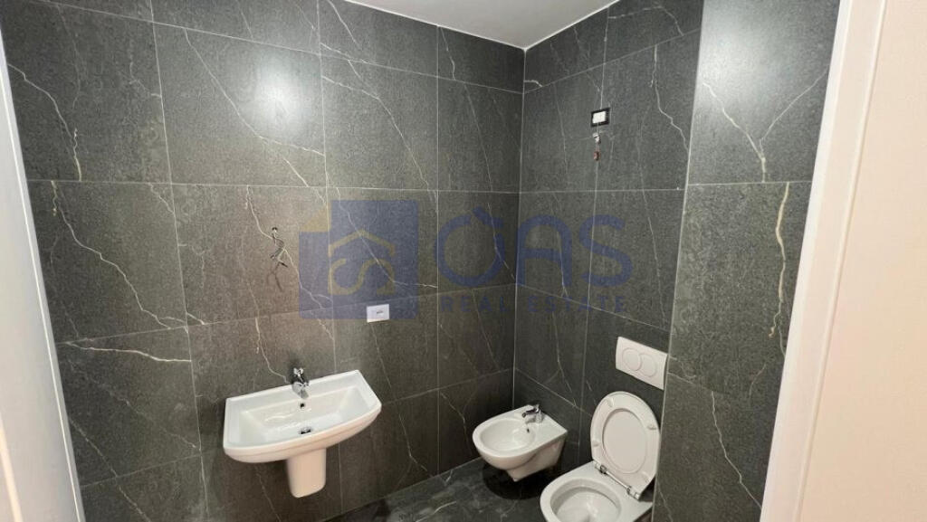 Office space for rent at Lake View (Kosovarve Street)