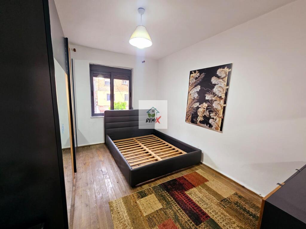 SHITET APARTAMENT 1+1 PRANE ZJARREFIKESES DURRES