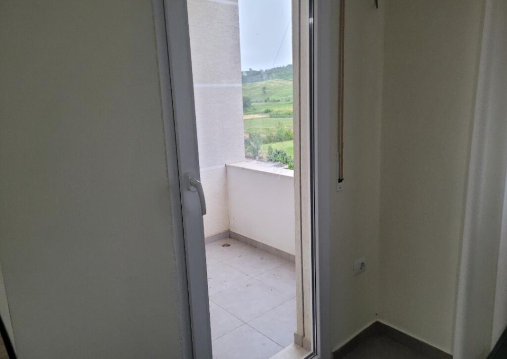 Land for sale in Gjiri Lalzit 2+1