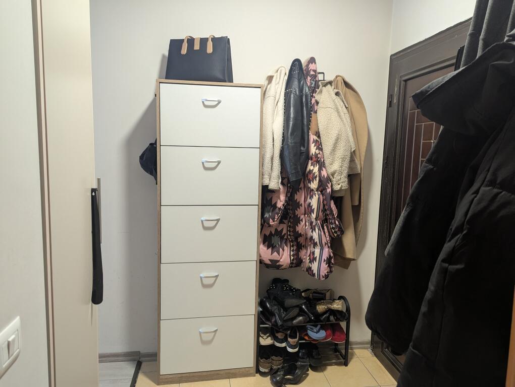 Smart Studio + Piccolo Ufficio in Affitto – Nuovo Bazaar, Tirana