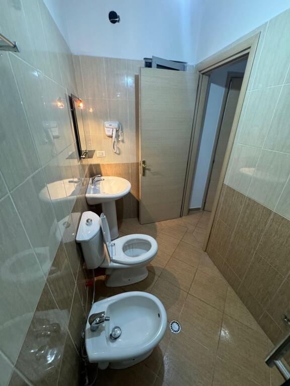 Apartament me qera astor