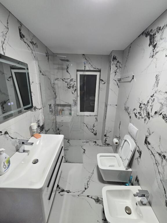 1+1 Apartment for rent above the Ballet School