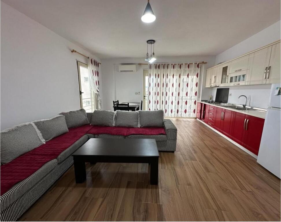FOR RENT 2+1+2 APARTMENT WITH SEA VIEW IN PLAZH STACIONI PARE