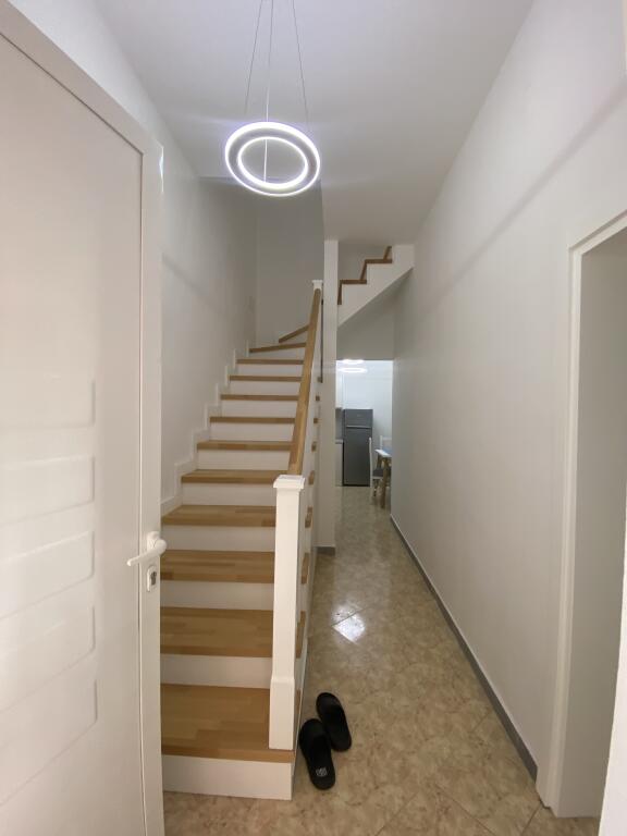 Villa for rent near the Red School