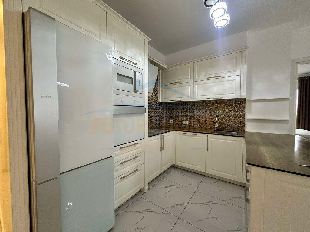 For sale, Apartment 2+1+Parking Space, Zogu i Zi.