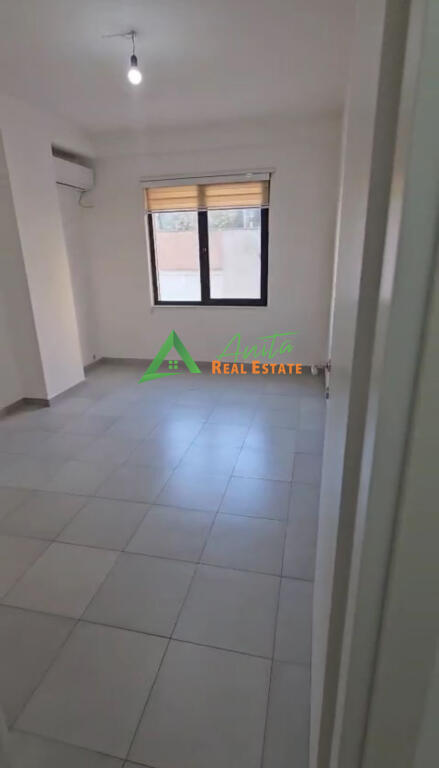 Office for Rent - Pazari i Ri, near Lincoln Center