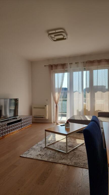 1+1 apartment for rent Elbasan Street