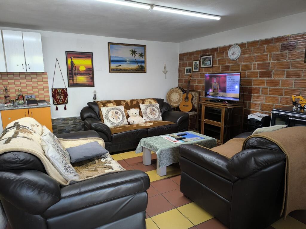 FOR RENT RESIDENTIAL VILLA 220M2, NEAR THE FORMER CUSTOMS!