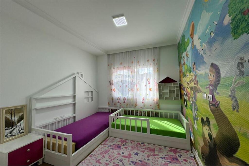 Apartament 2+1+2 me post parkimi per qira!