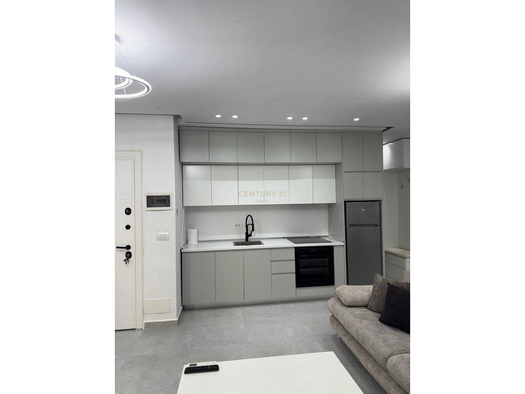 Apartment for rent 2+1 in Shkoze
