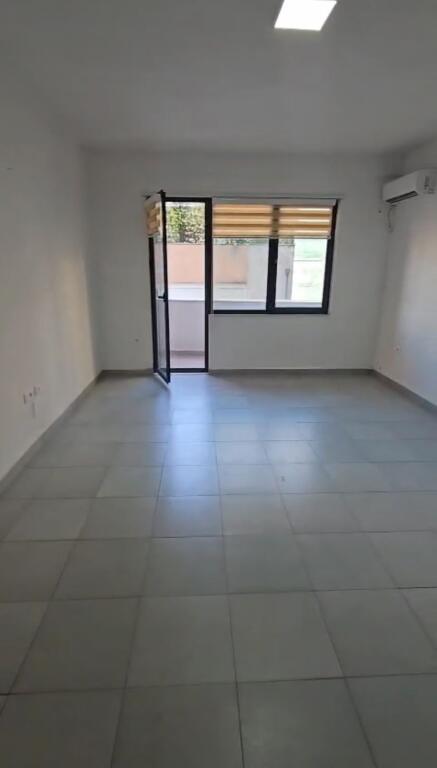 Office for Rent - Pazari i Ri, near Lincoln Center