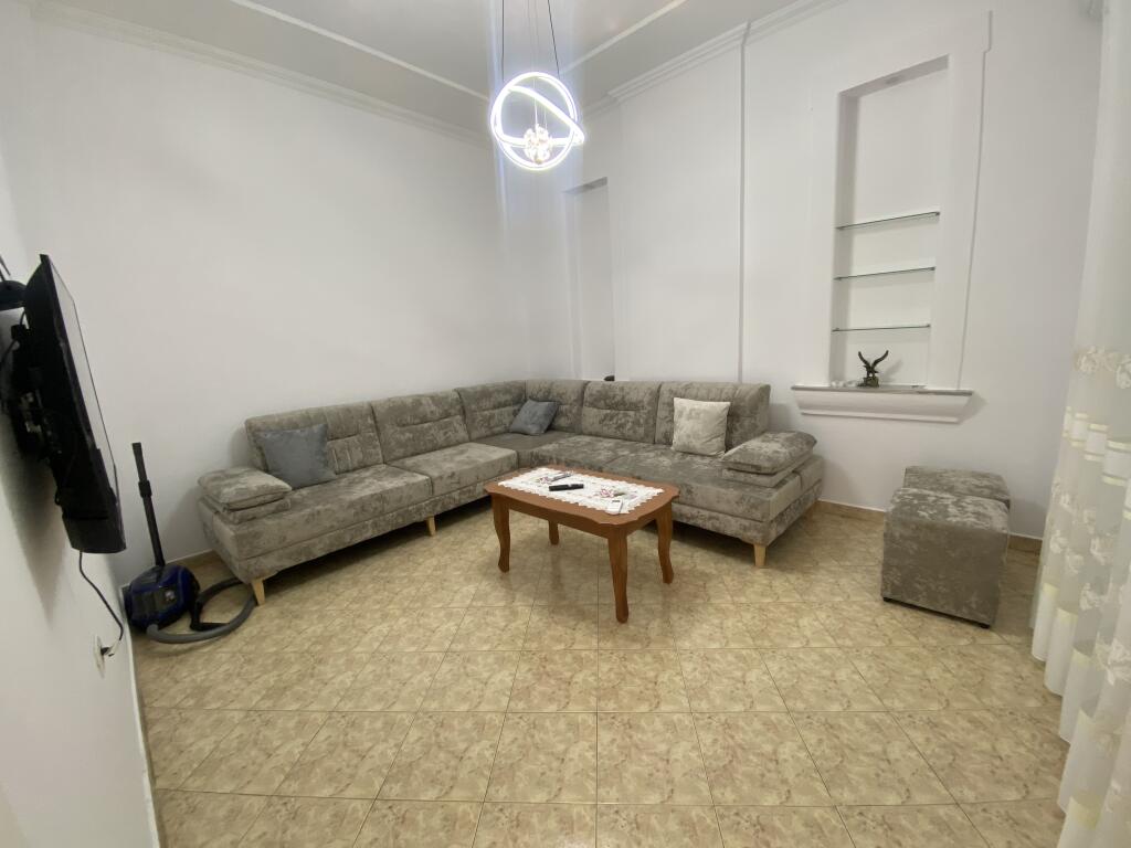 Villa for rent near the Red School