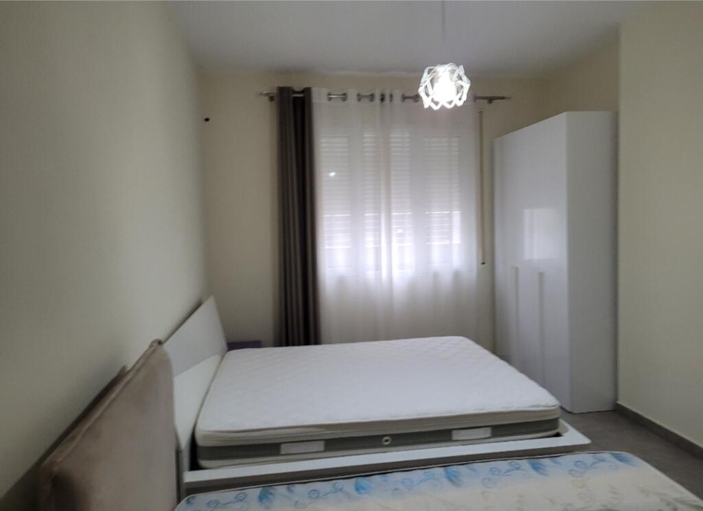 Land for sale in Gjiri Lalzit 2+1