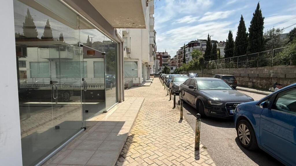 For sale Business Space with Mortgage at Kodra e Diellit.