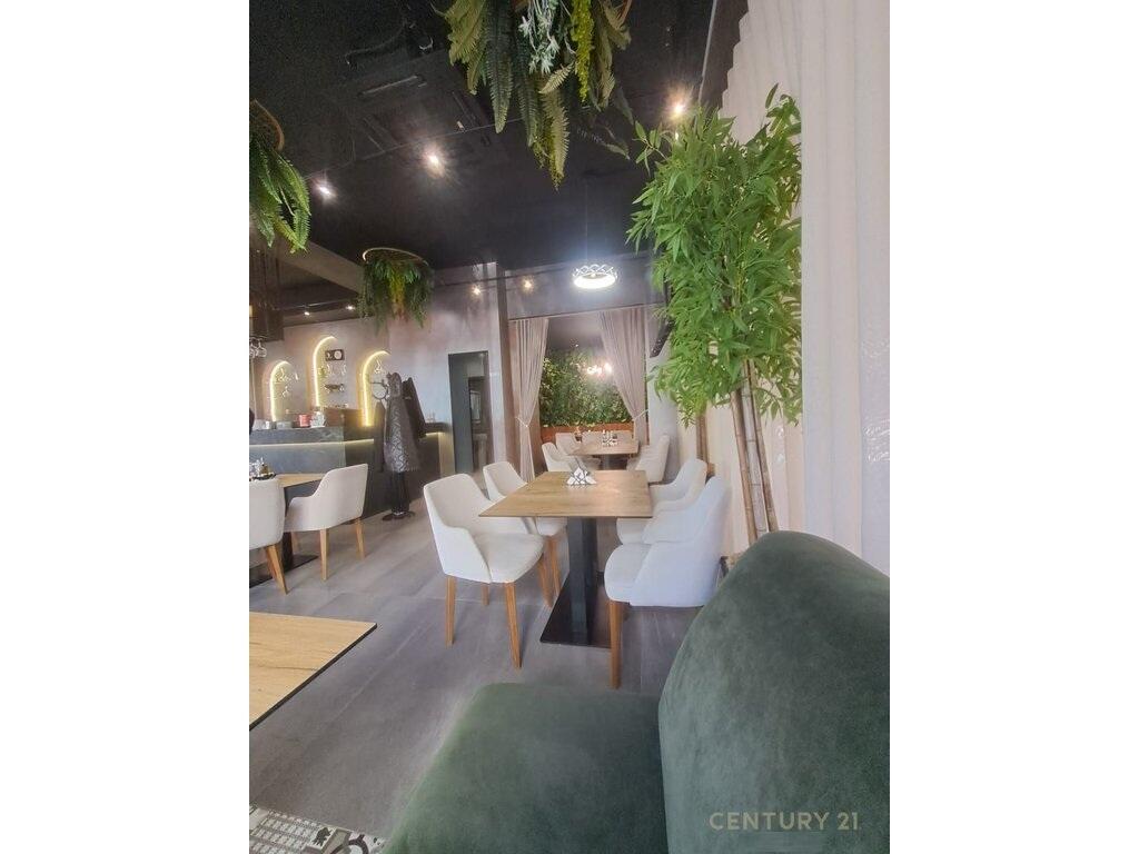 Bar / Restaurant for sale near Oxhaku