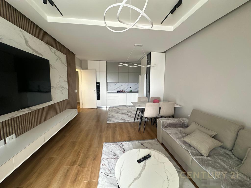 APARTMENT 2+1+PARKING SPACE, NEAR PORCELANI!