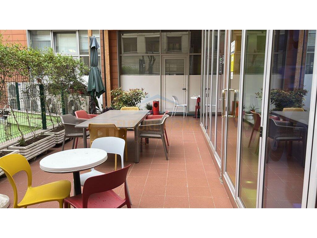 Rent, Business Environment, Block, Tirana.