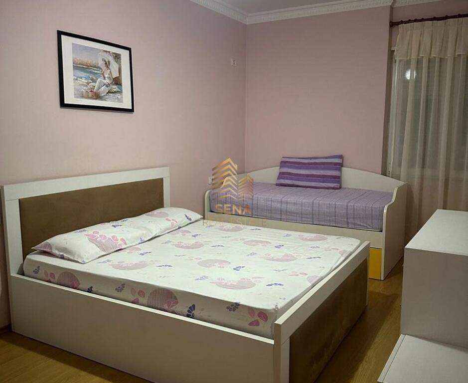 Qira, Apartament 1+1, Fresk
