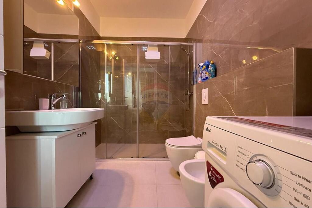 Apartment for rent 2+1 +parking Rr.Elbasanit