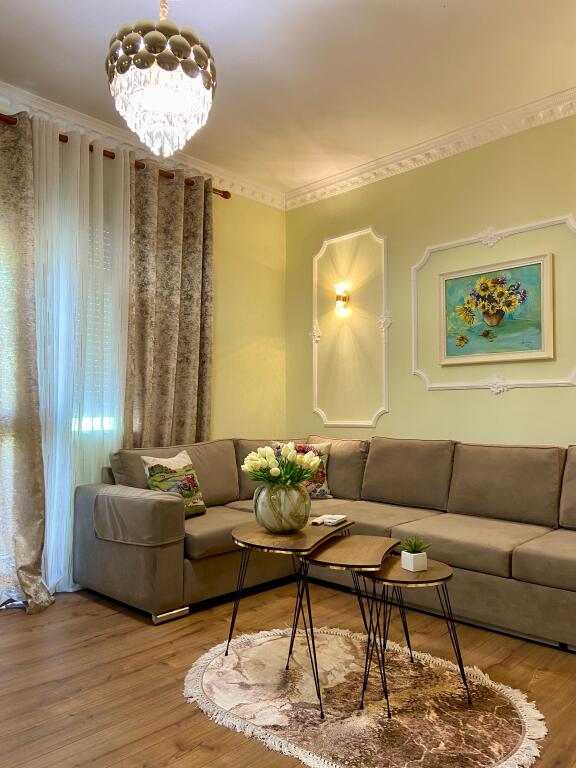 For sale super apartment 1+1 Museum-Durres!