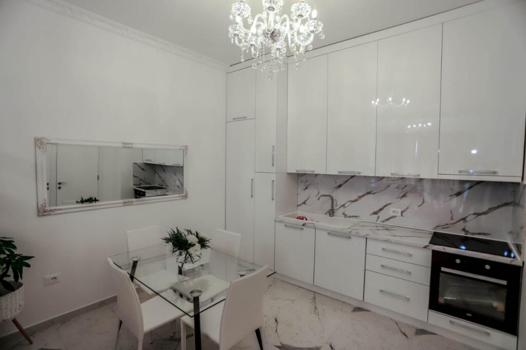 APARTMENT FOR RENT 1+1 KAVAJES STREET