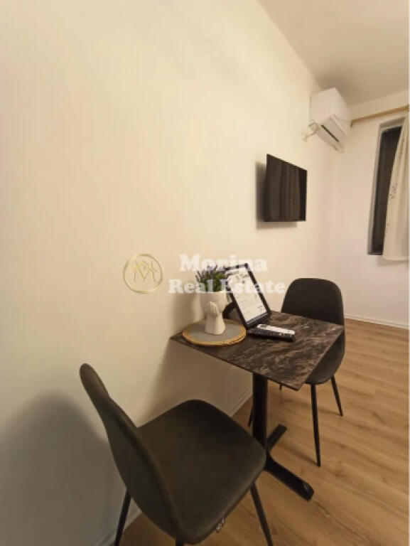 Rent, Studio, 21 December