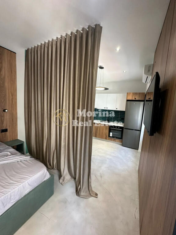 Qera, Garsoniere, Shallvaret, 
