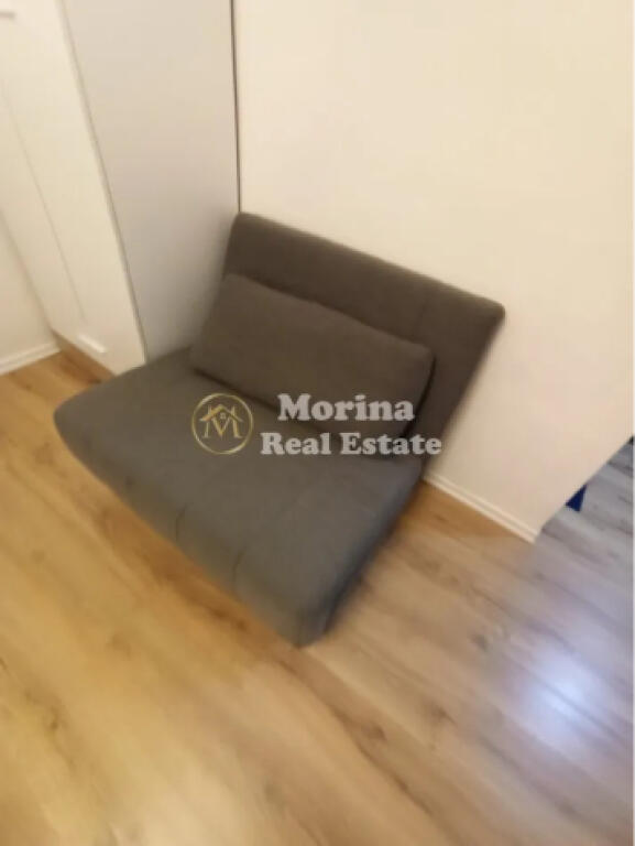 Rent, Studio, 21 December