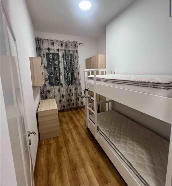 APARTAMENT ME QERA 2+1 KAMEZ