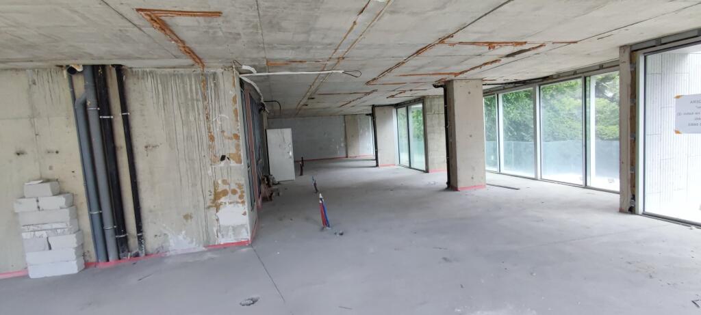 Business Space Openspace for Rent in Bllok !!!