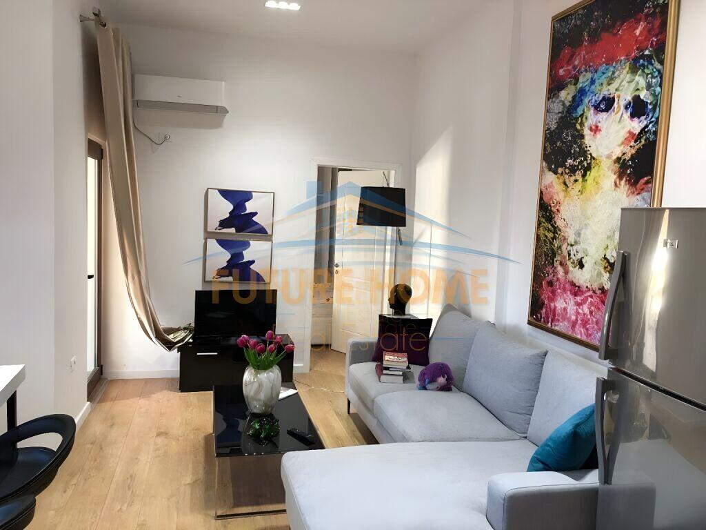 Jepet me qera, Apartament 1+1, Kompleksi Deliorgji, Tiranë.