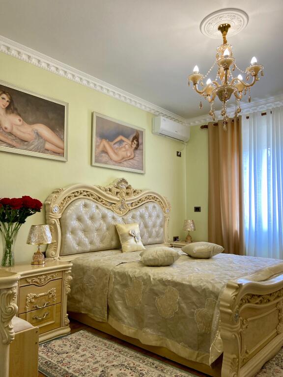 For sale super apartment 1+1 Museum-Durres!