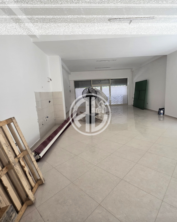 Business Space for Rent near Eftali Koci School - Durres