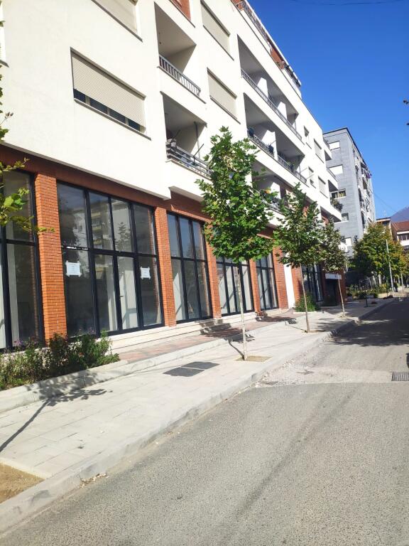 Appartamento 2+1 in affitto, arredato, accanto al ex Campo di Ali Demi.
