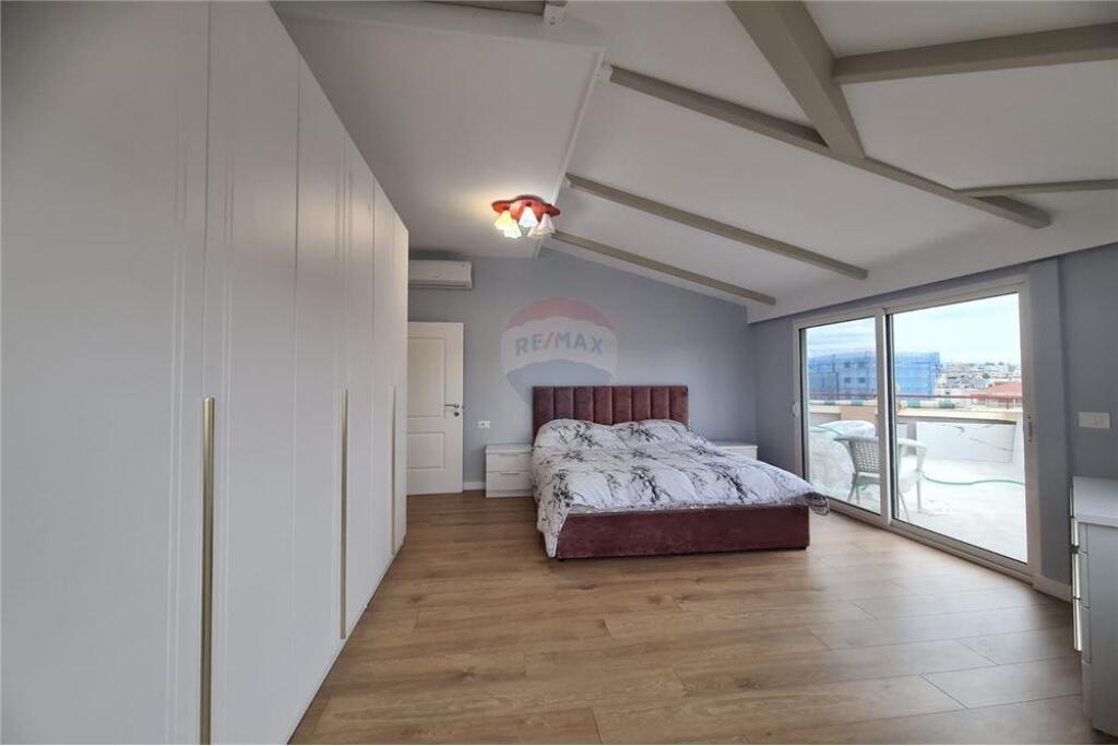 2+1 apartment for rent near the Ballet School!