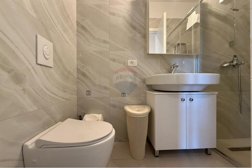 Apartment for rent 2+1 +parking Rr.Elbasanit