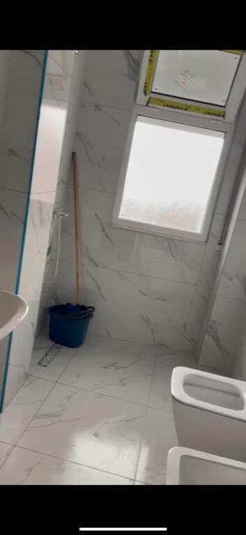 For rent 2+1+2 in Kamez near Ulliri. The apartment has an area of 110 m2 and is located on the 2nd floor of a newly completed building with an elevator. It is organized into: Living room + Kitchen 2 bedrooms 2 bathrooms Balcony Totally furnished, located in an easily accessible area. Location: Kamez, Donald Trump street.