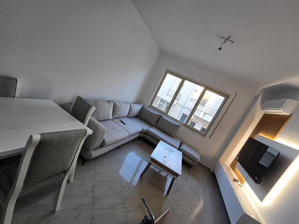 Apartament 1+1 me qera