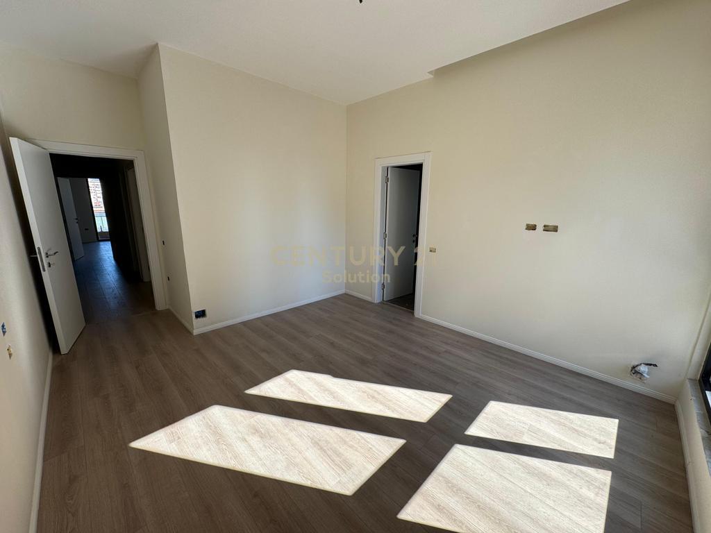For sale apartment 2+1+2