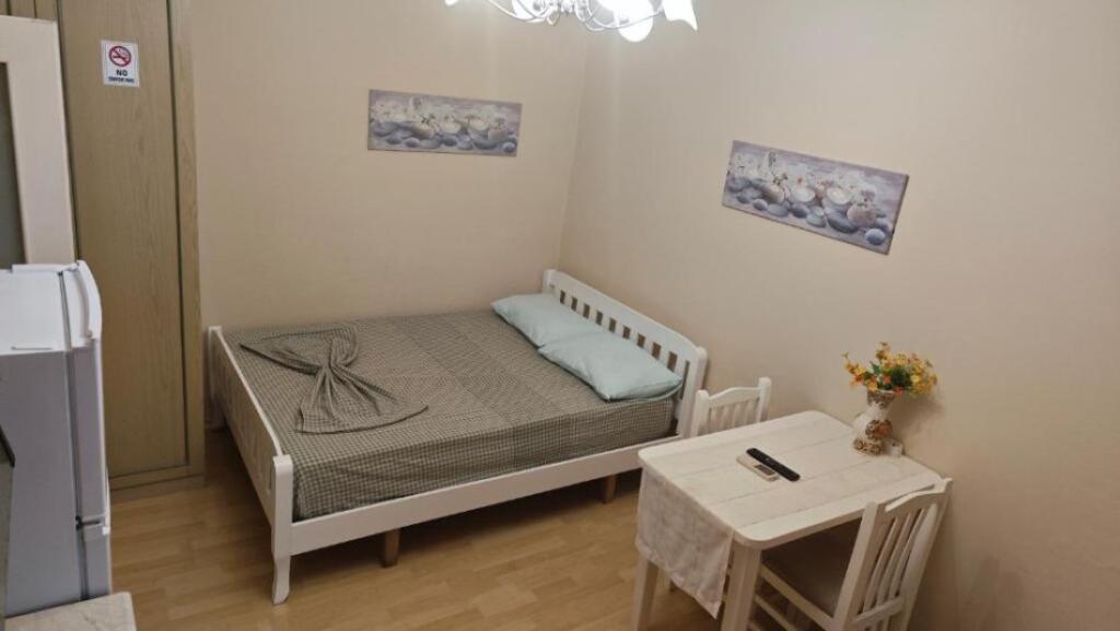 Studio apartment for rent