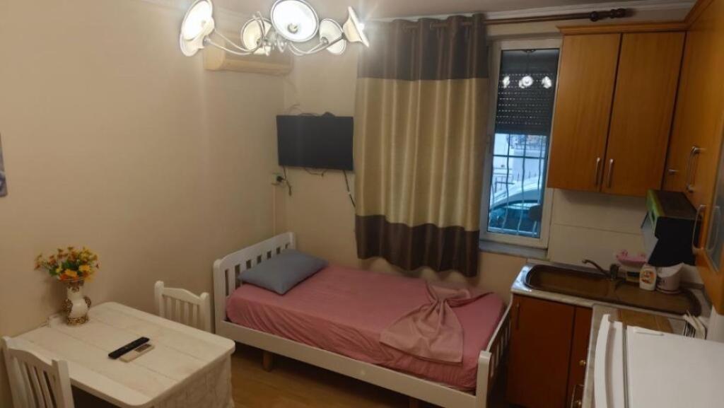 Studio apartment for rent