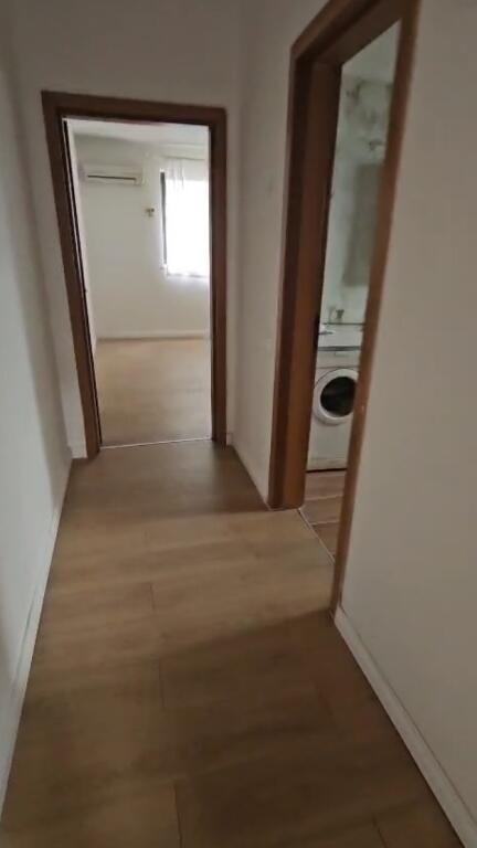 2+1 space for rent Willson square