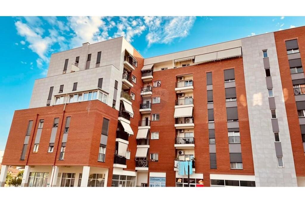 1+1 apartment for sale in the area of Ali Demit.